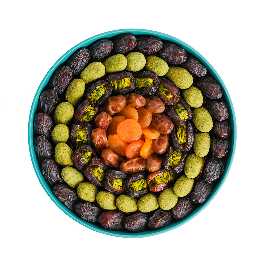 Picture of Daima Stuffed Dates Medium Round Window Tray 1825gm