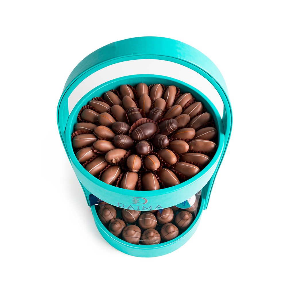 Picture of Chocolate Assorted and Dates Chocolate Round Double Tray Set 1304gm