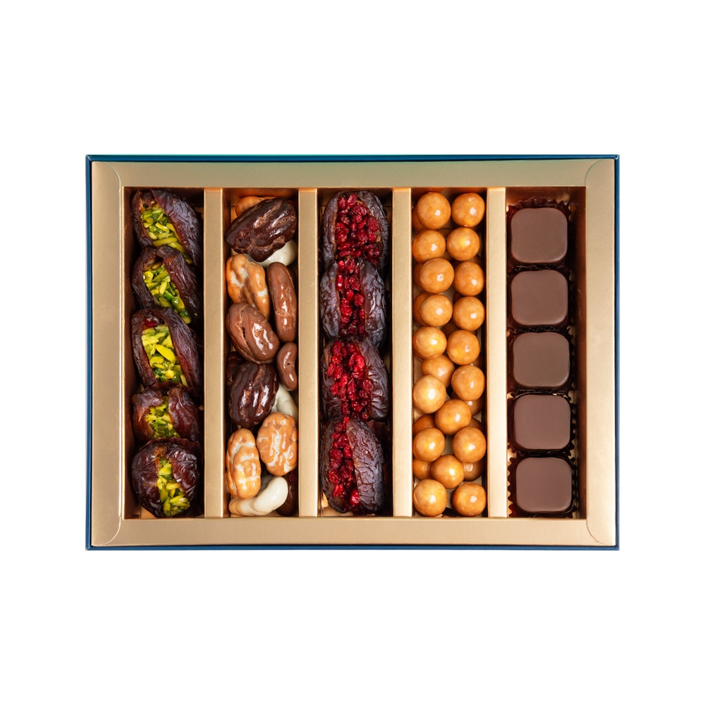 Picture of Daima National Day Stuffed Dates and Dragee Nuts Chocolate 5 Set